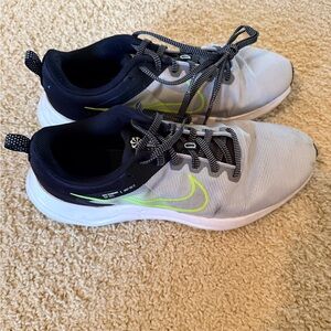 Nike Gray and Navy Athletic Shoes with Neon Lime Swoosh, Size Men’s 10